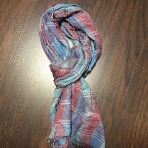 Plaid red & blue scarf